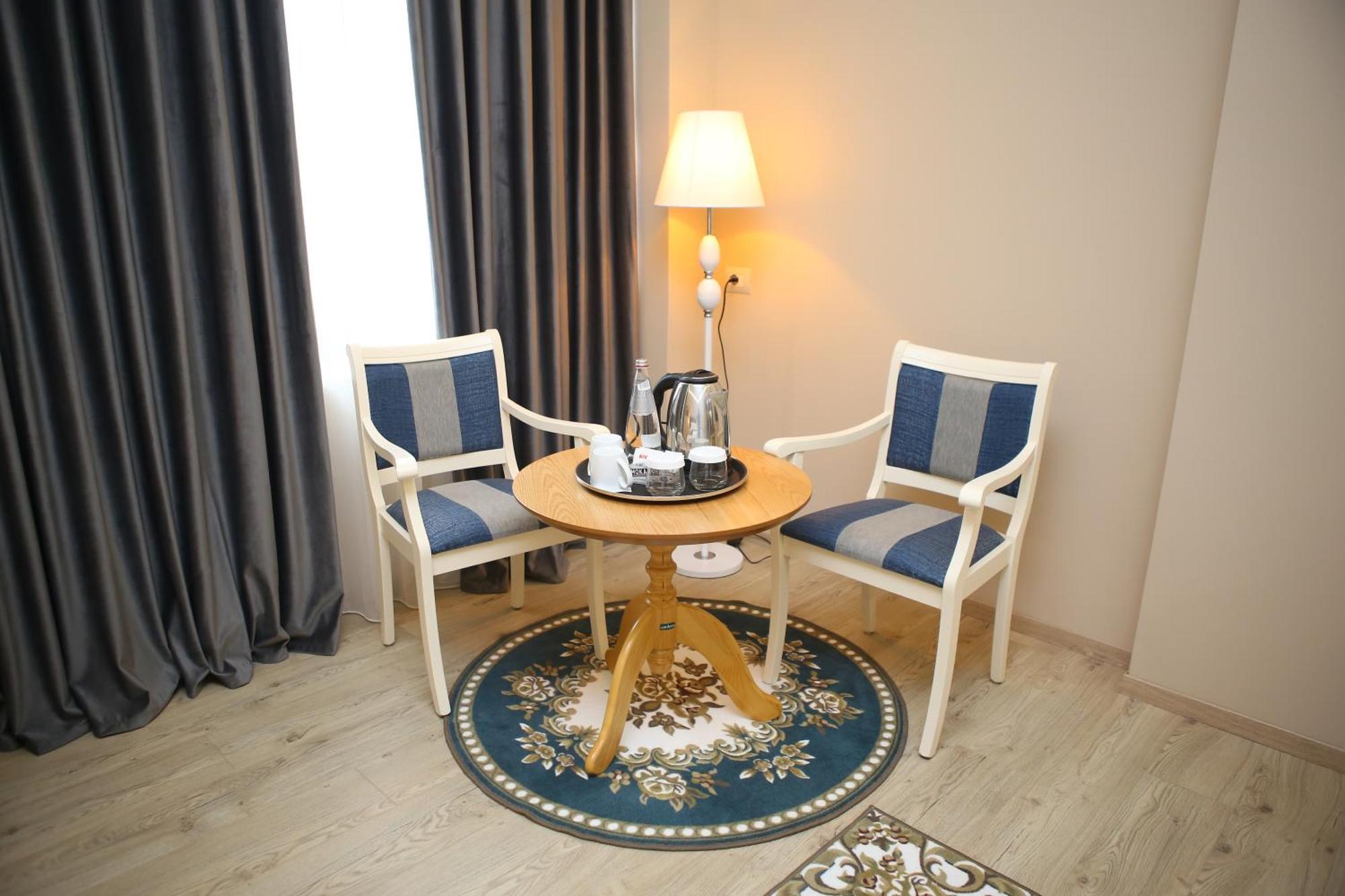 Hotel Colombo Berat Rom bilde A room at the hotel